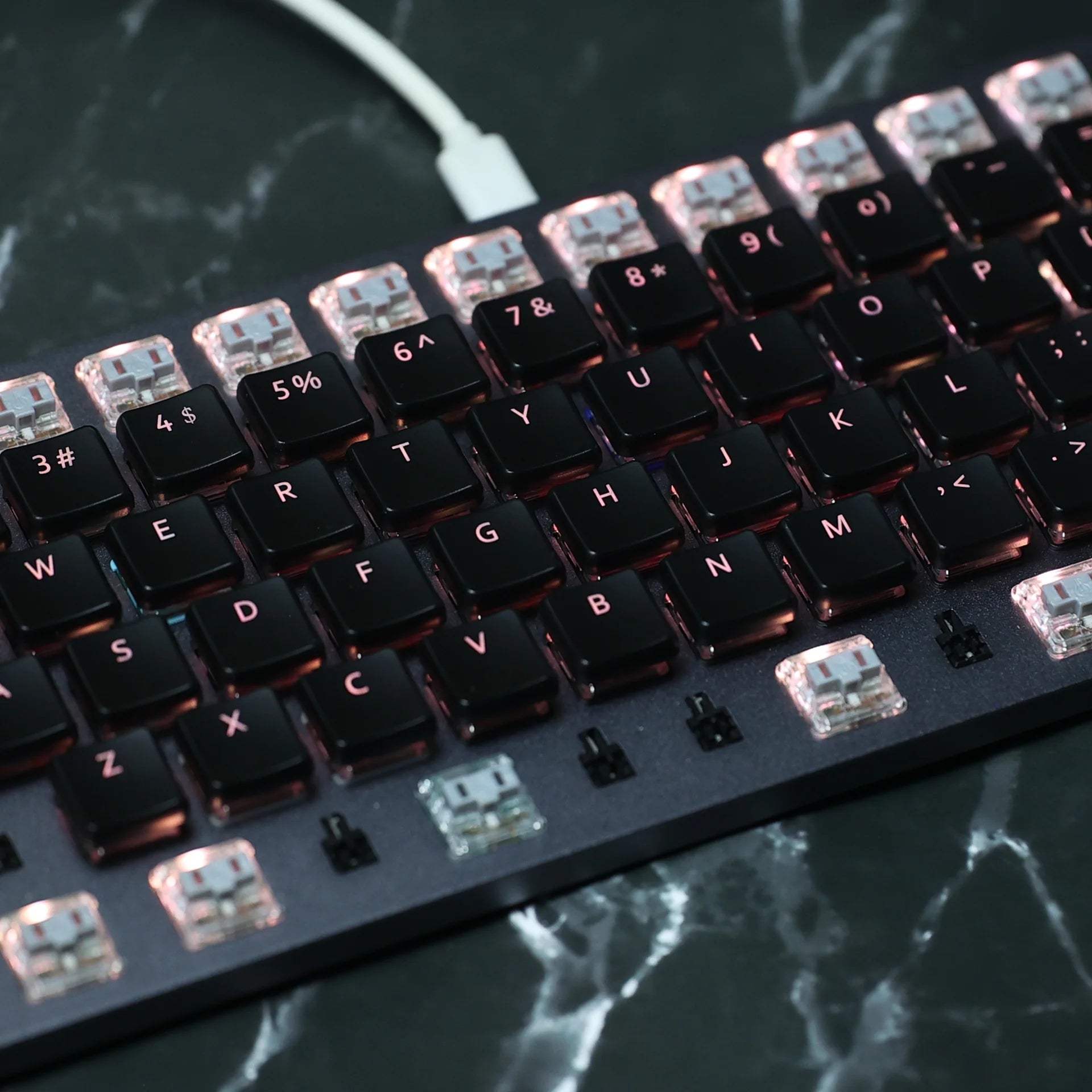 CFX WoB Translucent Font Keycap Set